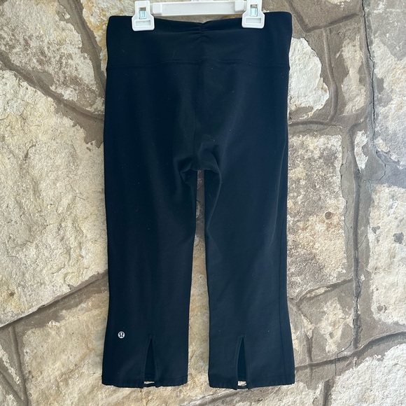 lululemon athletica Pants - Black Lululemon Crop Split Hem Legging with elastic drawstring size 6